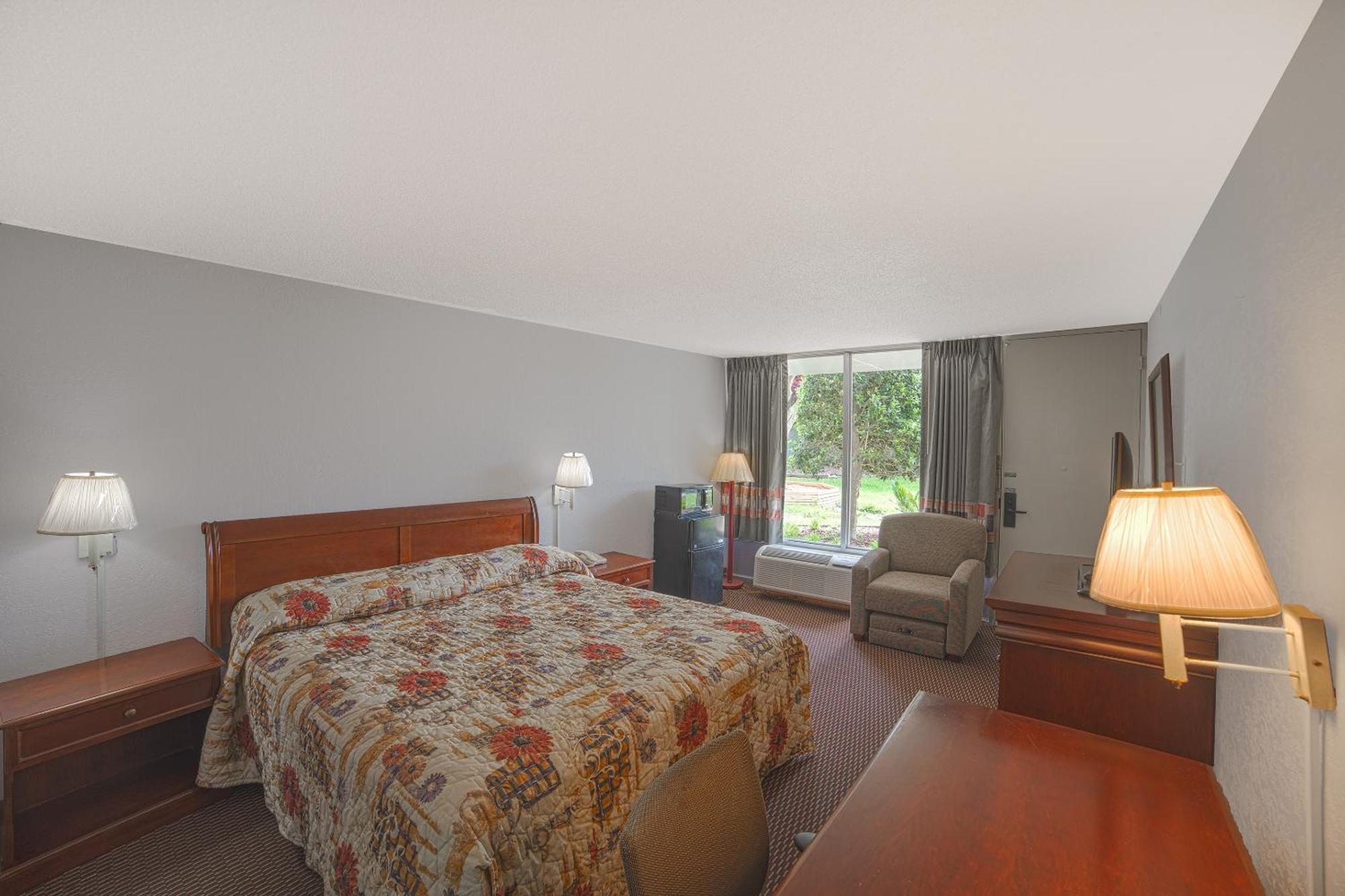 Masters Inn Selma Smithfield I-95 By Oyo Ngoại thất bức ảnh