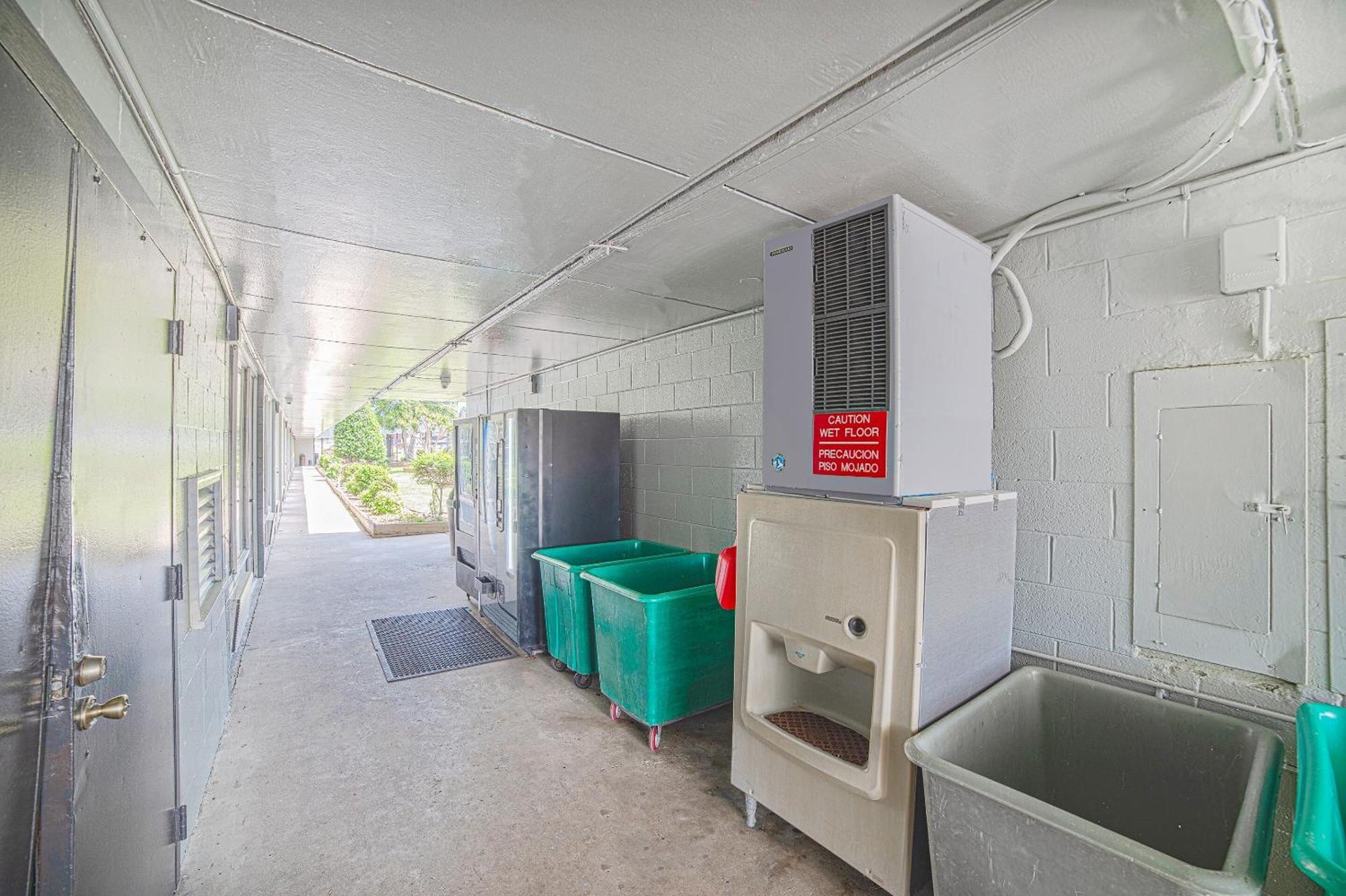 Masters Inn Selma Smithfield I-95 By Oyo Ngoại thất bức ảnh