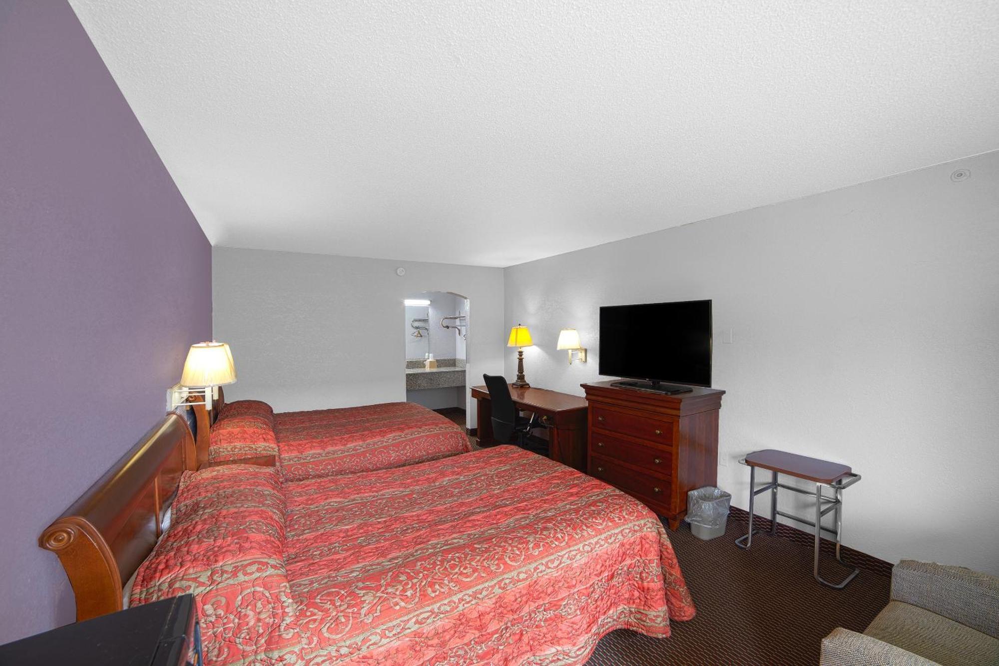 Masters Inn Selma Smithfield I-95 By Oyo Ngoại thất bức ảnh