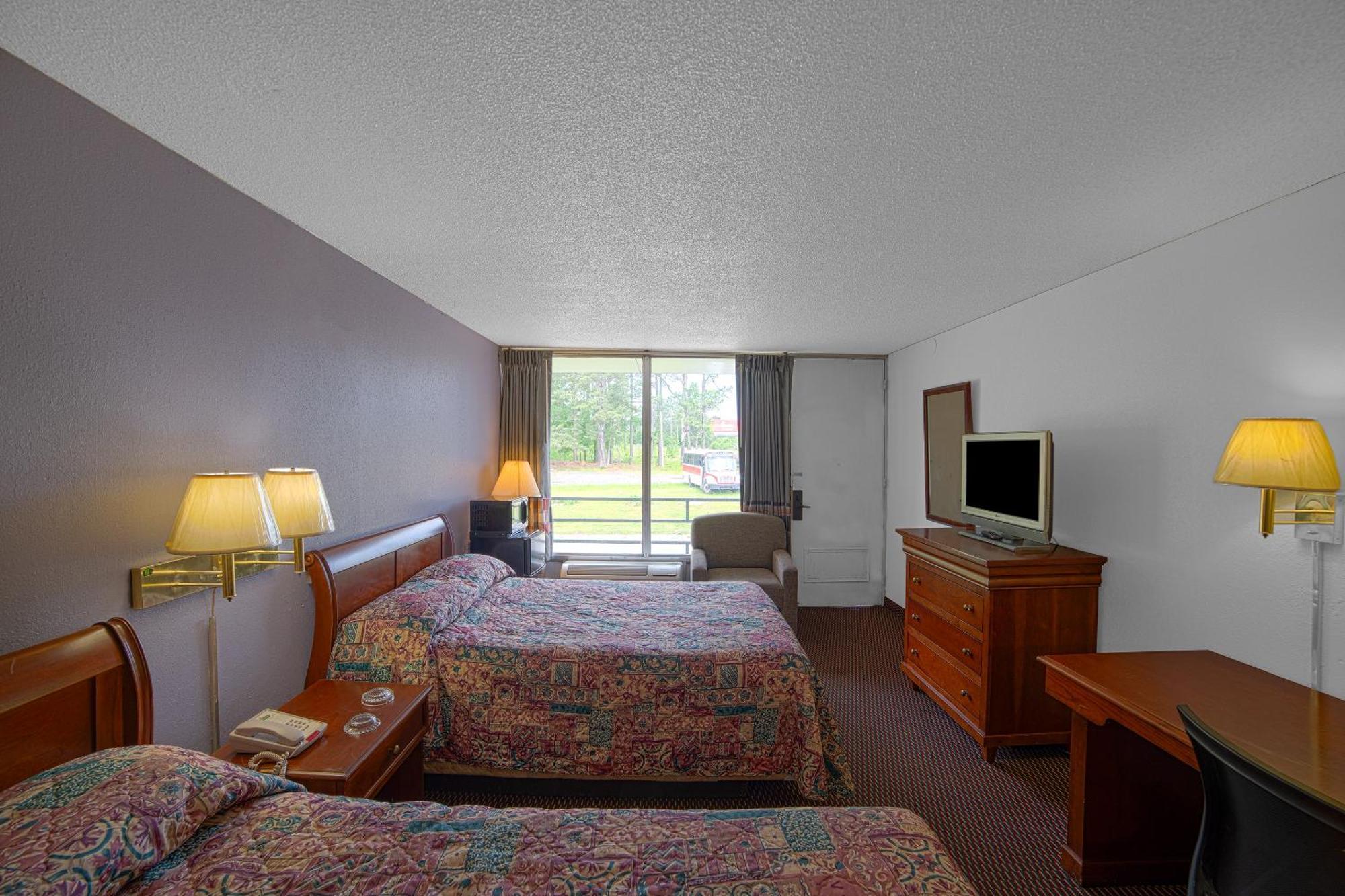 Masters Inn Selma Smithfield I-95 By Oyo Ngoại thất bức ảnh