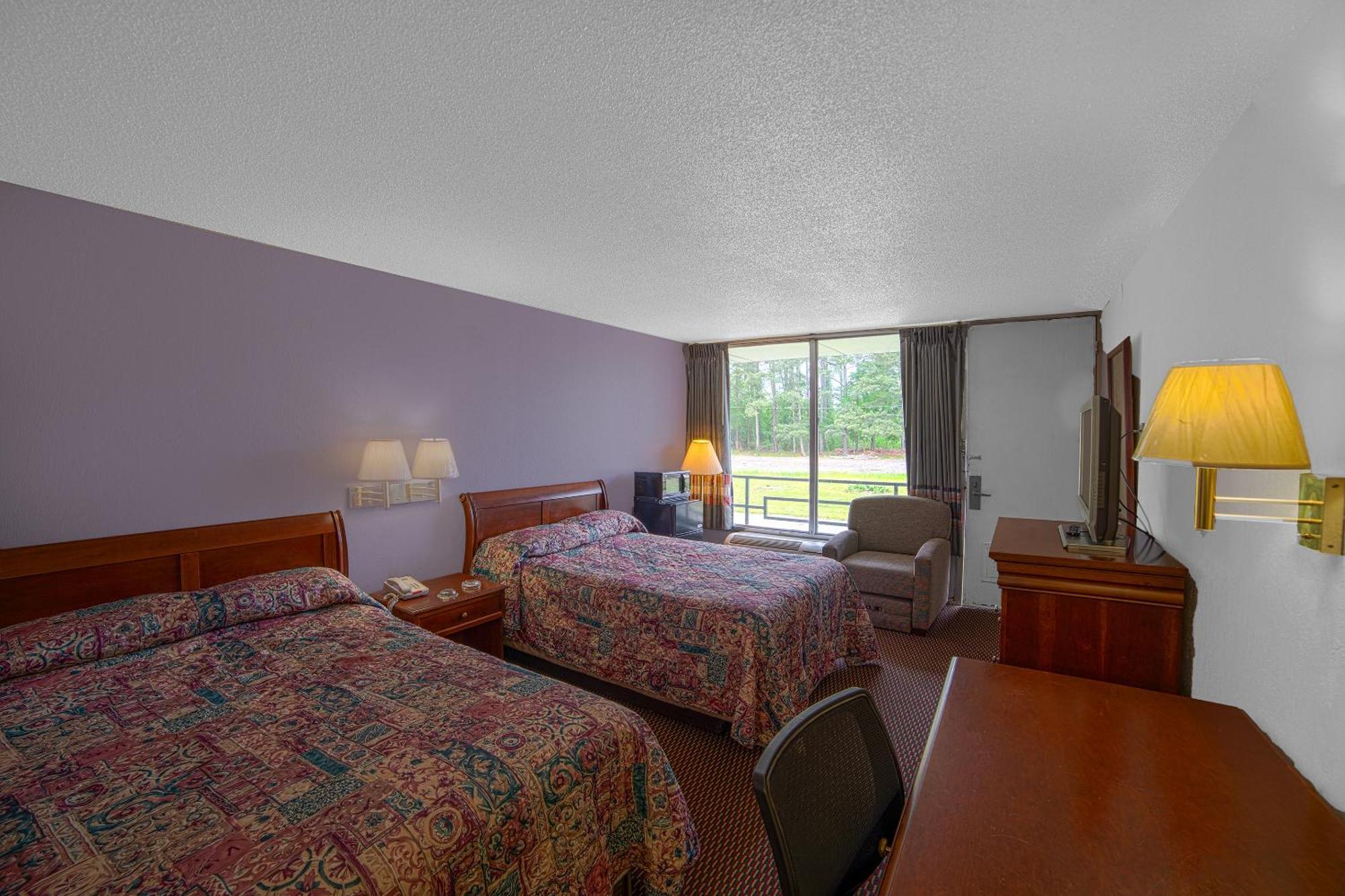 Masters Inn Selma Smithfield I-95 By Oyo Ngoại thất bức ảnh